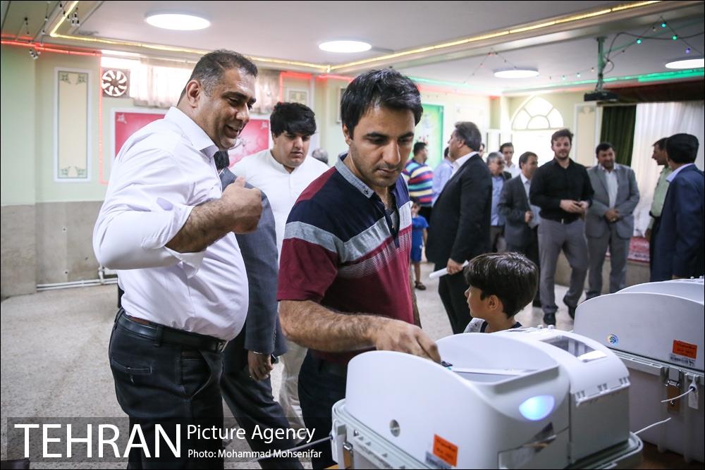 | ویدئو | حاشیه‌های  پنجمین دوره انتخابات شورایاری‌های شهر تهران 1