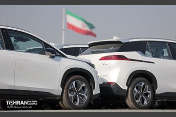 تاکسی‌های جدید برقی در انتظار پلاک‌گذاری 3