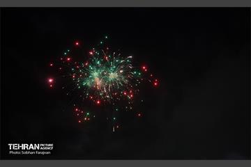 نورافشانی جشن پیروزی انقلاب اسلامی در میدان آزادی 5