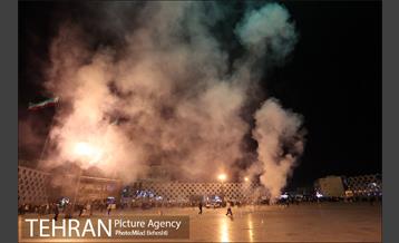 نورافشانی میدان امام حسین به مناسب سالروز پیروزی انقلاب اسلامی  12