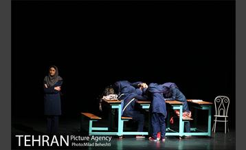 نمایش پدران‎ 19