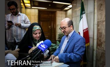 گفت و گوی خبری سخنگوی شورا شهر 18