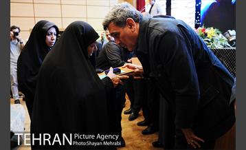 یادواره 1000 شهید منطقه 10 با حضور شهردار تهران 34