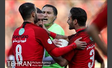 دیدار تیم های پرسپولیس و تراکتور تبریز 7