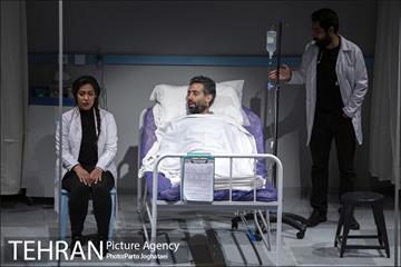 نمایش «بالاخره این زندگی مال کیه؟» 31