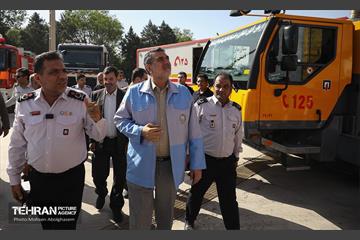 بازدید رییس مدیریت بحران کشور از مرکز آموزش آتش‌نشانی شهرداری تهران 45