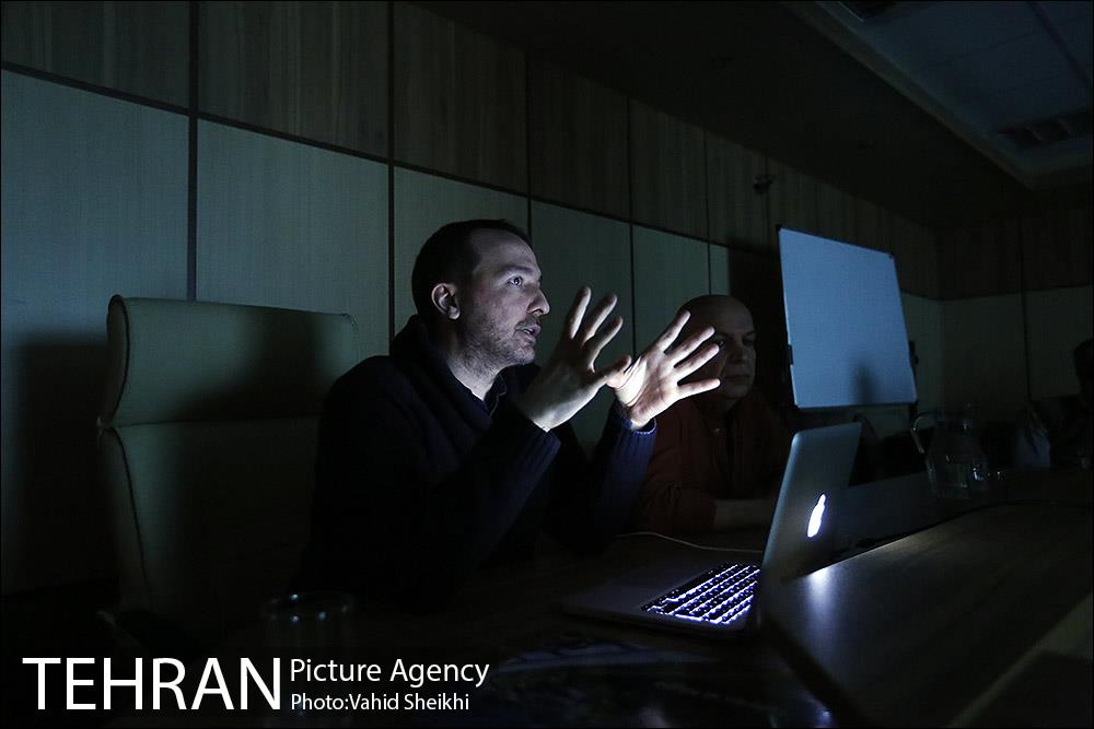 اولین جلسه کارگاه عکاسی سیمون دوناتی برای عکاسان مناطق شهرداری 4