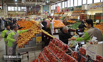 بازدید اصحاب رسانه از زنجیره تامین محصولات مصرفی ماه رمضان و میوه شب عید 27