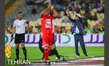 دیدار استقلال و پرسپولیس در لیگ برتر فوتبال 22