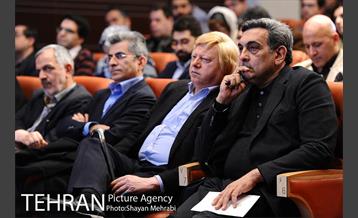 اختتامیه همایش تهران چهار دهه معماری و طرح های شهری با حضور شهردار تهران 7