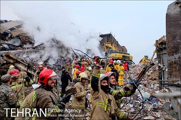 سومین روز عملیات امداد ونجات حادثه پلاسکو -2 6
