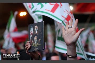 اجتماع مردم غیور تهران در قدردانی از همراهی جبهه مقاومت یمن 40