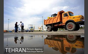 ارسال کمک های مردمی جمع آوری شده توسط مناطق ۲۲ گانه شهرداری تهران به مناطق سیل زده خوزستان 17