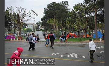 روز طبیعت بارانی در بوستان ولایت 3