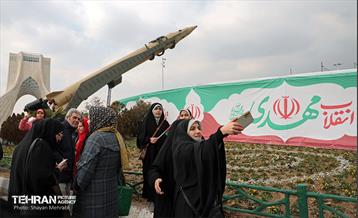 راهپیمایی ۲۲ بهمن در تهران - 3 3