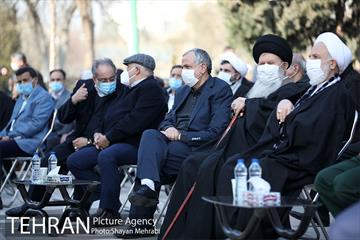 رونمایی از مقبره شهدای گمنام بوستان 22 بهمن 17