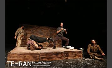 نمایش کابوس شب نیمه تابستان‎ 7