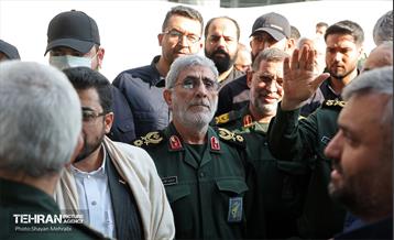 مراسم تشییع پیکر شهید سردار عباس نیلفروشان - ۱ 53