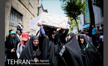 مراسم تشییع پیکرهای مطهر ۱۵۰ شهید تازه‌ تفحص‌ شده دفاع مقدس  - ۲ 33