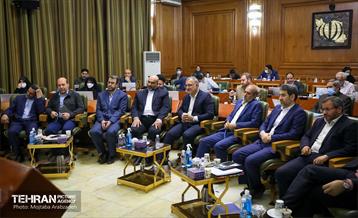 جلسه شورای شهر با حضور علیرضا زاکانی 12