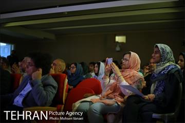 نخستین جایزه هنری قلب تهران 11