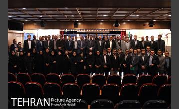 جلسه دورنگاه ارتباطات تهران شهر با حضور شهردار تهران 28