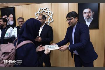 نشست هم‌اندیشی با رابطین و فعالان اسکان آسیب دیدگان جنگ رمضان 2