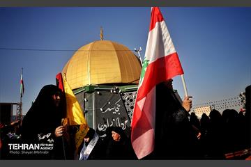 تجمع قدردانی از عملیات وعده صادق ۲ در میدان امام حسین (ع) 11