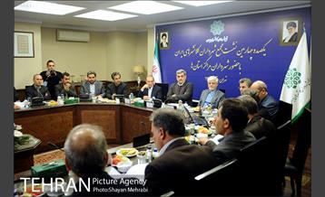 یکصدو چهارمین نشست مجمع شهرداران کلان شهرها و مراکز استانها با حضور شهردار تهران 32