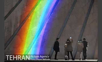 نورپردازی برج آزادی 17