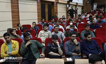 نشست جمعی از دانشجویان با شهردار تهران 22