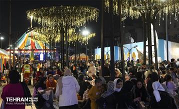 ویژه برنامه «مهمونی شهر» در باغ‌راه حضرت زهرا(س) - 3 53