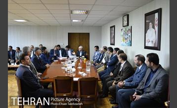 دیدار صمیمانه کارکنان شهرداری تهران با حسن رباطی 9