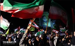 شادی مردم تهران پس از حمله موشکی ایران 19