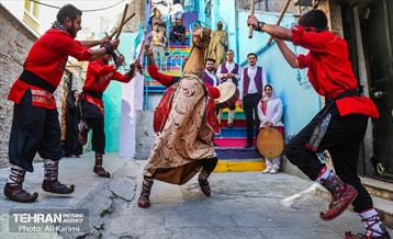 آئین های پیشواز نوروز در کوچه های بهاری بهشتی محله قدیمی زرگنده 4