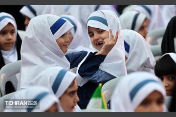 آغاز سال تحصیلی جدید در دبستان شاهد حضرت زینب(س) 56