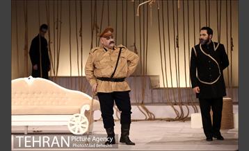 نمایش کابوس حضرت اشرف‎ 20