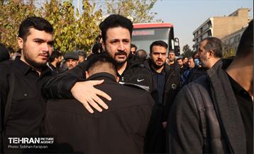 تشییع پیکر خبرنگار فقید مهدی علیرضایی 1