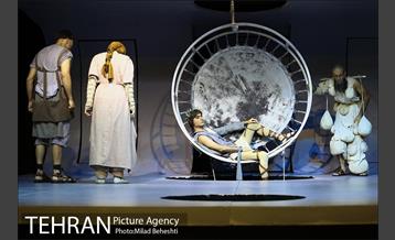 نمایش رویای یک شب نیمه تابستان‎ 5