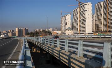 بازگشایی پل تقاطع غیرهمسطح بزرگراه شهید همدانی با رودخانه وردآورد 12