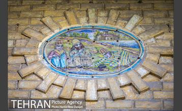 «ملک» ؛ عمارت رها شده 25