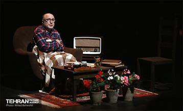 نمایش فرودگاه، پرواز شماره ۷۰۷‎‎