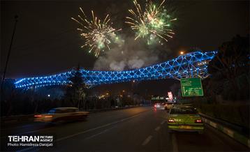 نورافشانی نوروزی در پل طبیعت  13