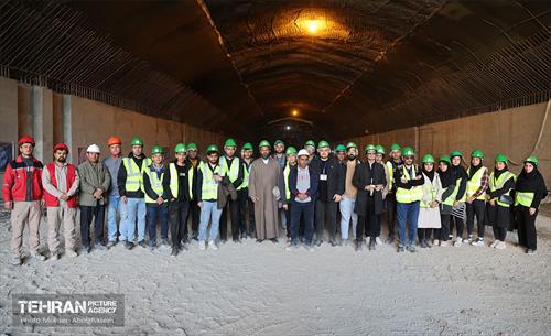 بازدید دانشجویان از پروژه ایستگاه مترو تختی 9