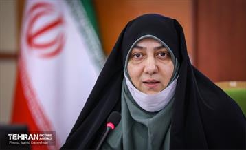 بازدید نرگس معدنی پور از منطقه 17