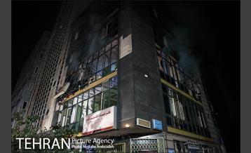 آتش‌سوزی ساختمان چهار طبقه در خیابان فخر رازی 3