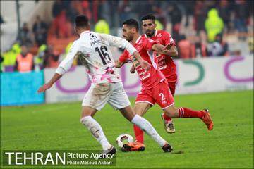 دیدار دو تیم پرسپولیس و تراکتور سازی 26