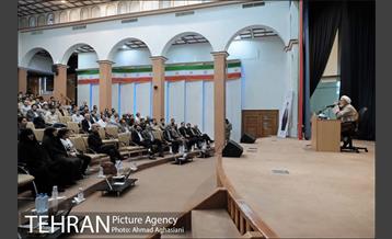 مراسم یادبود ایثارگران و شهدای حرم شهرداری تهران 8