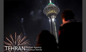 نور افشانی برج میلاد به مناسبت 22 بهمن 20