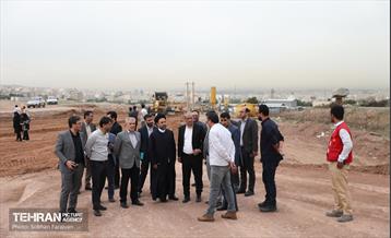بازدید عضو شورای شهر از پروژه بزرگراه شهید شوشتری 16